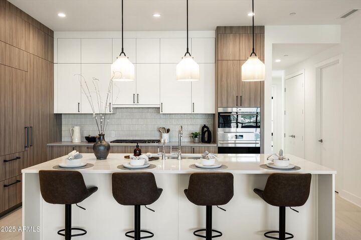 Property Photo:  19355 N 73rd Way H2021  AZ 85255 