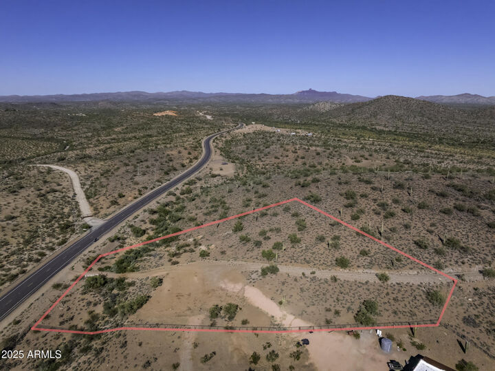 Property Photo: 43327- N Castle Hot Springs Road - AZ 85342