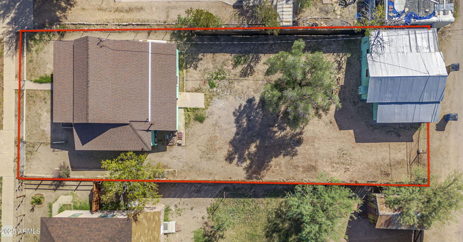 Property Photo:  166 N Jefferson Street  AZ 85390 