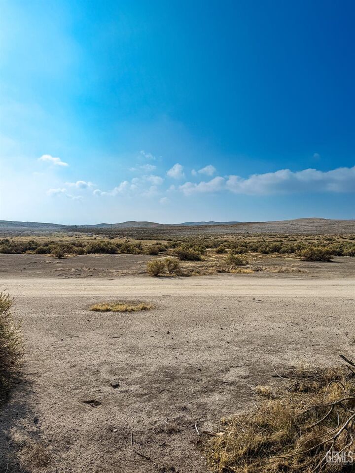 Property Photo:  7452 Isaac Road  CA 93268 