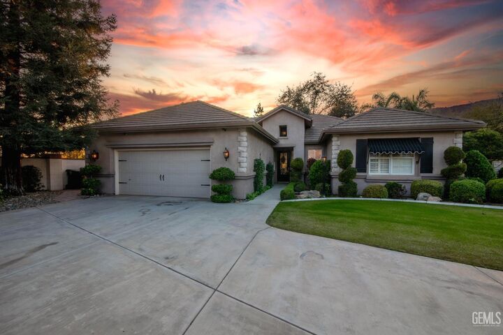 3223 Peace Rose Street  Bakersfield CA 93311 photo