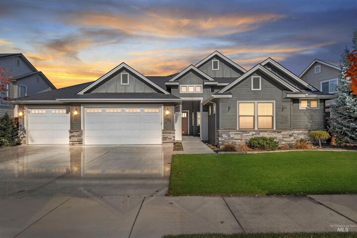 398 W Bacall Dr  Meridian ID 83646 photo