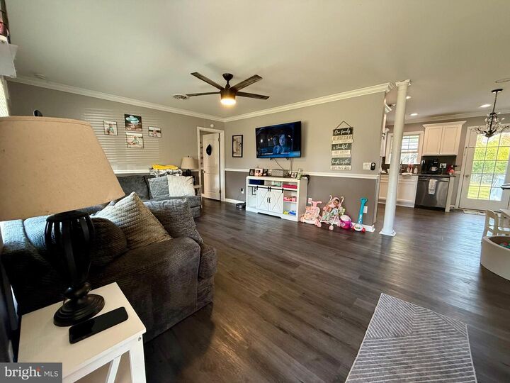 Property Photo:  403 Woodcrest Ave  MD 21801 