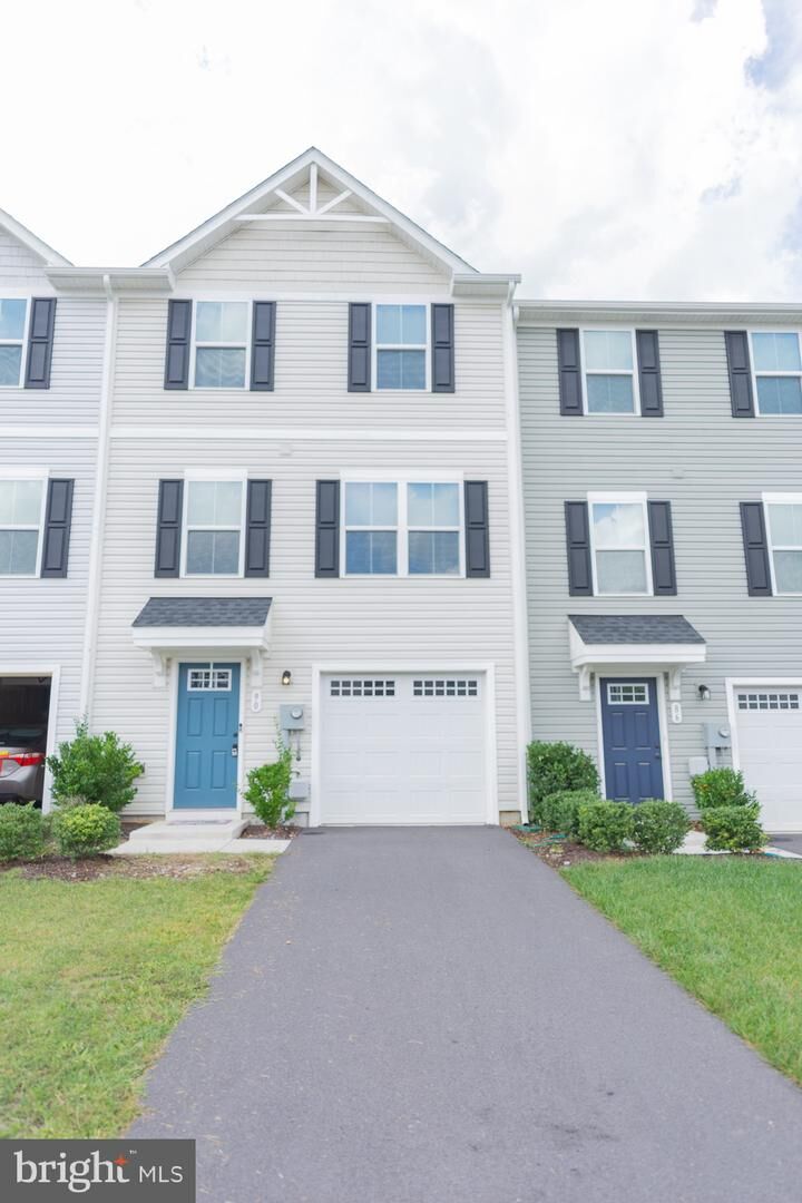 Property Photo: 90 Ogunquit Drive WV 25403