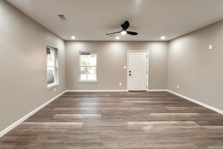 Property Photo:  411 N West Street  AR 72110 