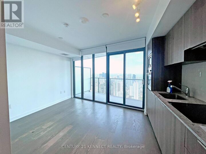 Property Photo:  11 Wellesley Street West 4312  ON M4Y 0G4 
