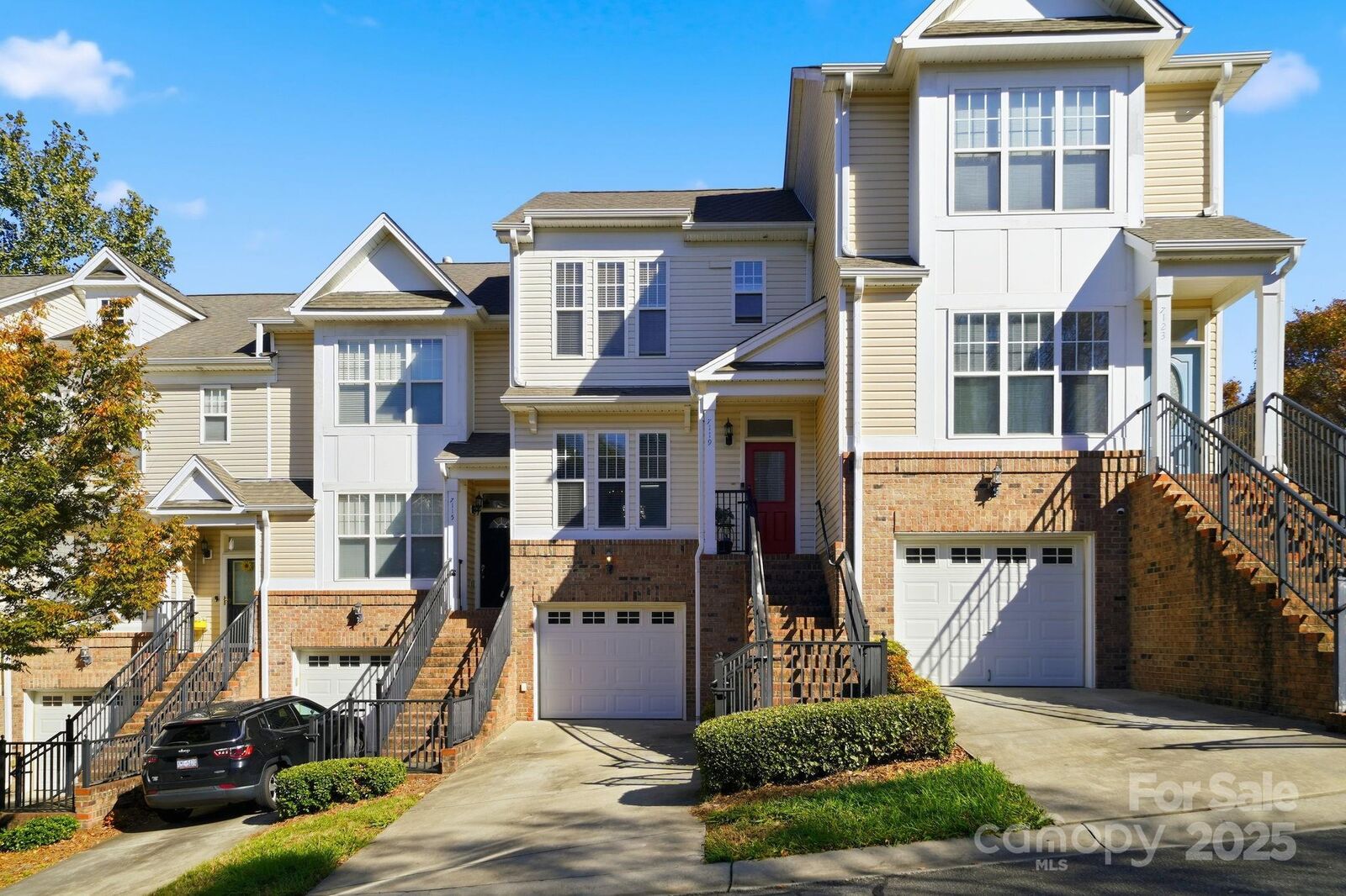 Property Photo:  7119 Founders Club Court  NC 28269 