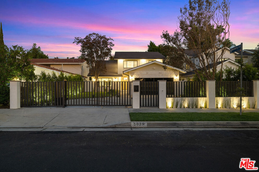 Property Photo:  5032 Bluebell Ave  CA 91607