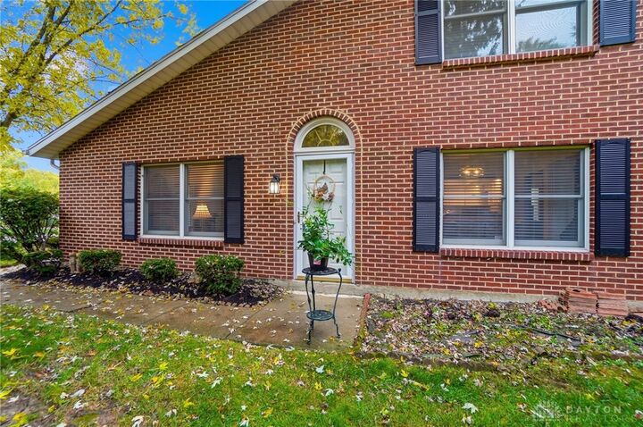 Property Photo: 6374 Adams Circle OH 45459