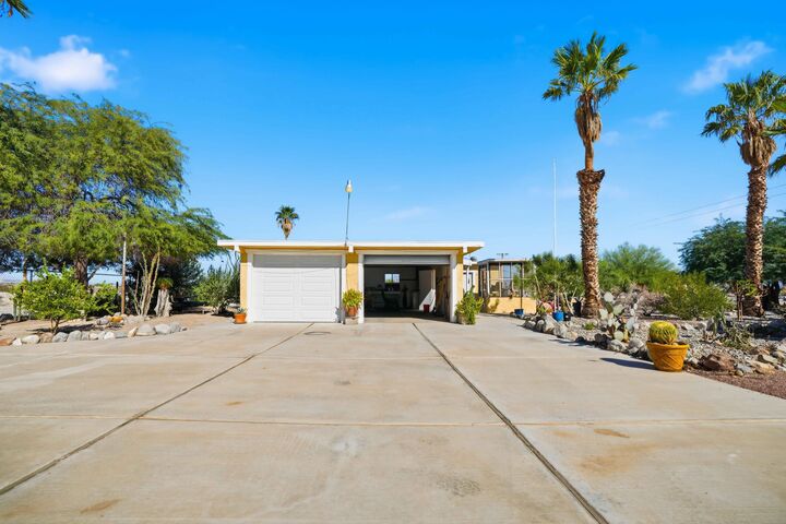 Property Photo:  3004 Camino Drive  CA 92274 