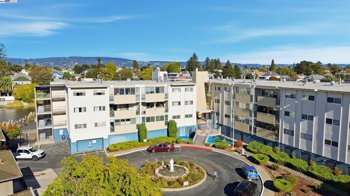 Property Photo: 2137 Otis Dr 322 CA 94501