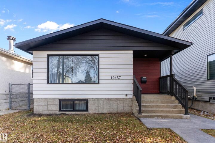 Property Photo:  10157 145 Street NW  AB T5N 2X6 