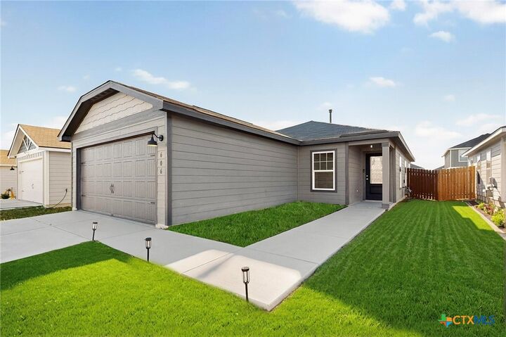 Property Photo:  606 Aplite Pass  TX 78656