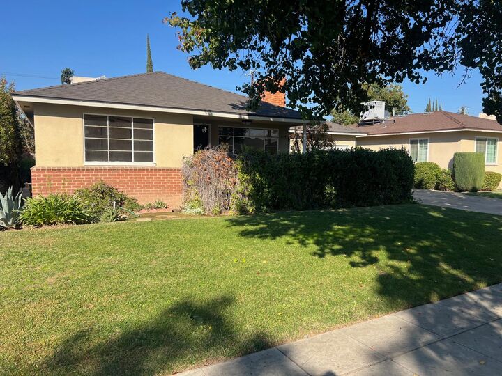Property Photo:  424 W Robinson Avenue  CA 93705 