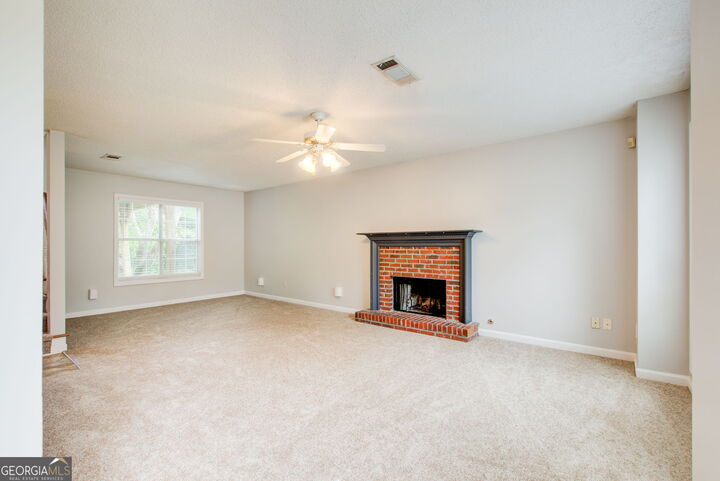 Property Photo: 837 Ravins Way GA 30281
