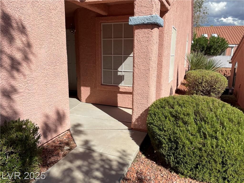 Property Photo: 714 Appletree Lane NV 89027