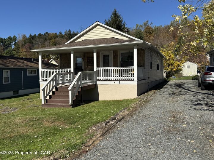 Property Photo:  32 1st Street  PA 18618