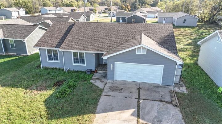 Property Photo:  1702 N 3rd Street  KS 66757 