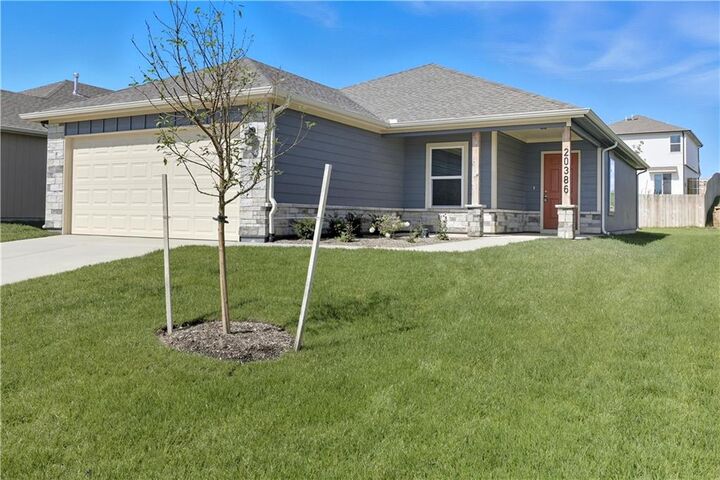 20338 W 194th Terrace  Spring Hill KS 66083 photo