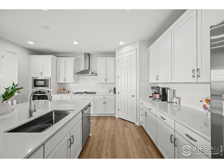 Property Photo:  950 Rustling St  CO 80550 