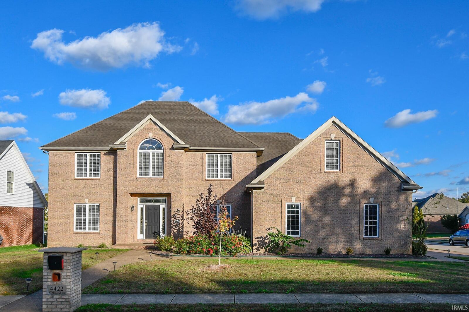 Property Photo: 4422 Wynbrooke Drive IN 47630