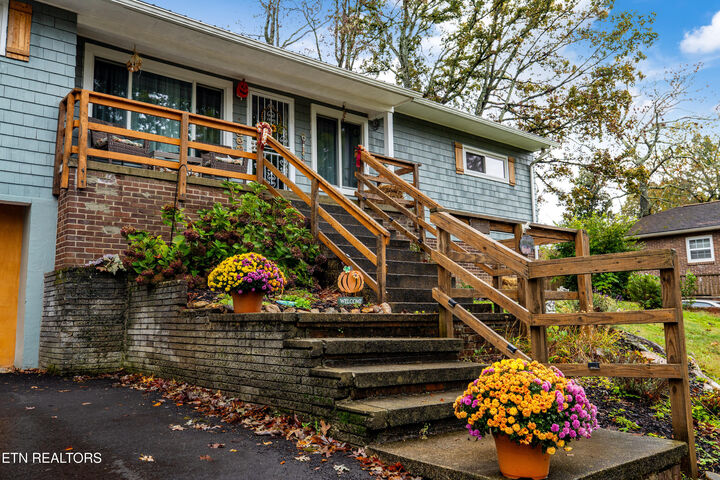 Property Photo: 2622 Magill Ave TN 37804