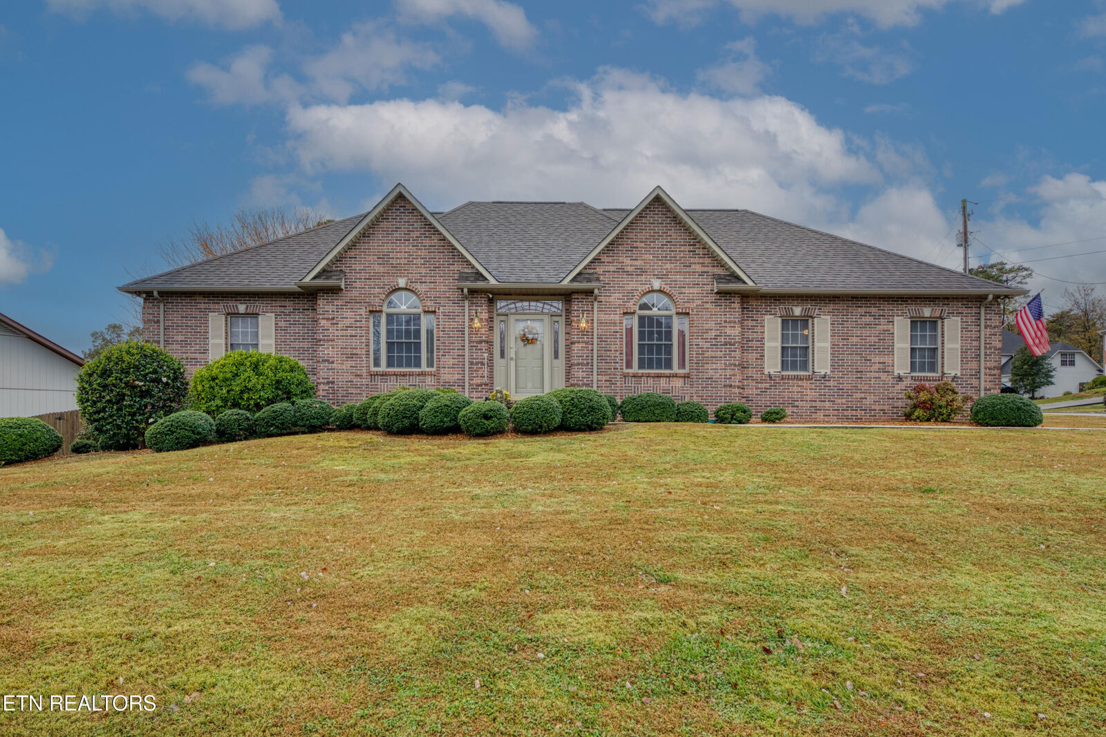 Property Photo:  3201 Roanoke Circle  TN 37920 