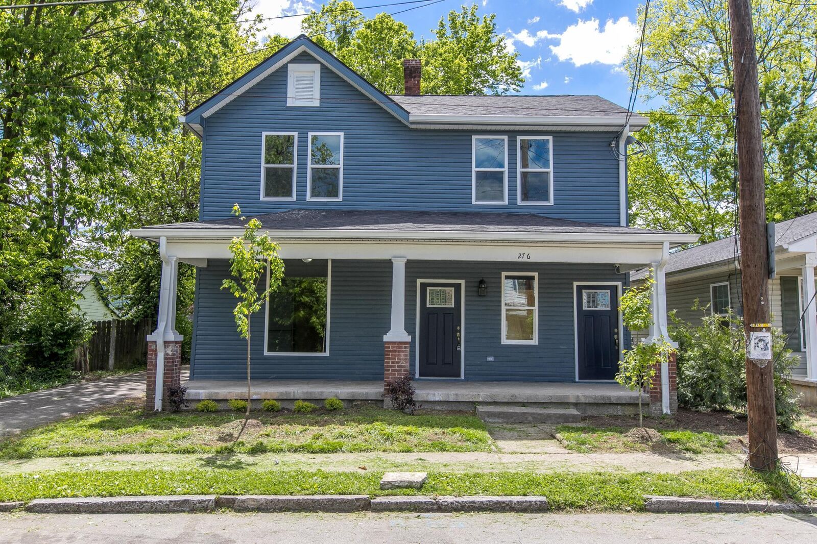Property Photo:  276 E Fourth Street  KY 40508
