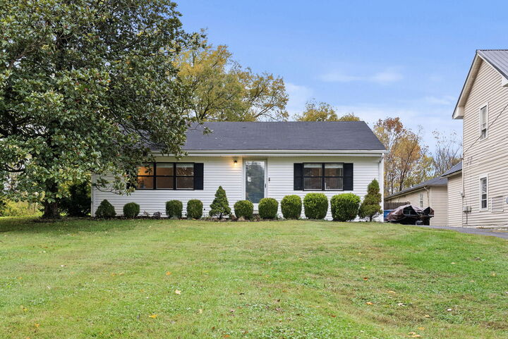 Property Photo: 807 E Main Street KY 40422