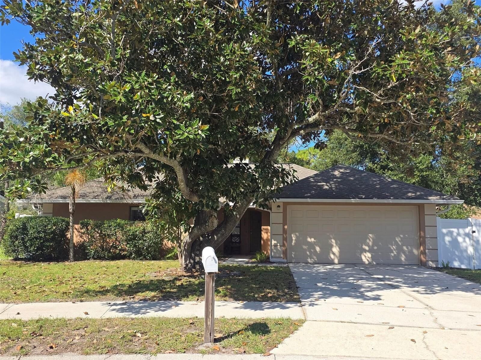 Property Photo: 1044 Beckstrom Drive FL 32765