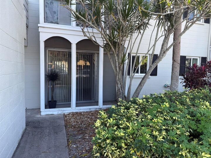 Property Photo: 2304 Ringling Boulevard 101 FL 34237