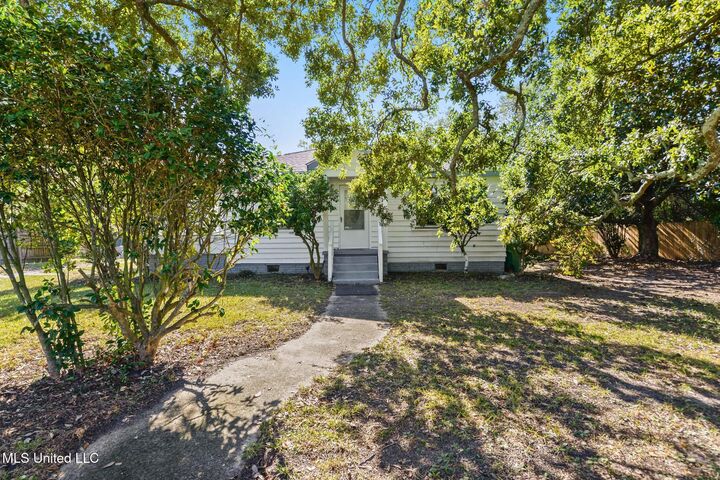 4513 W Railroad Street  Gulfport MS 39501 photo