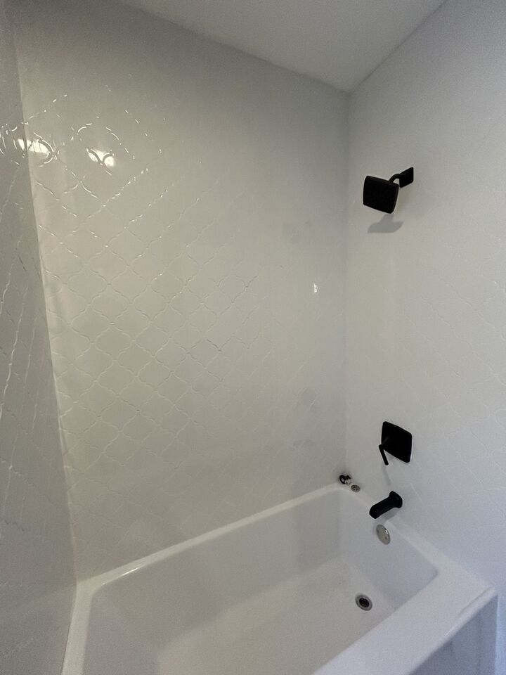 Property Photo: 5915 W Iowa Street IL 60651