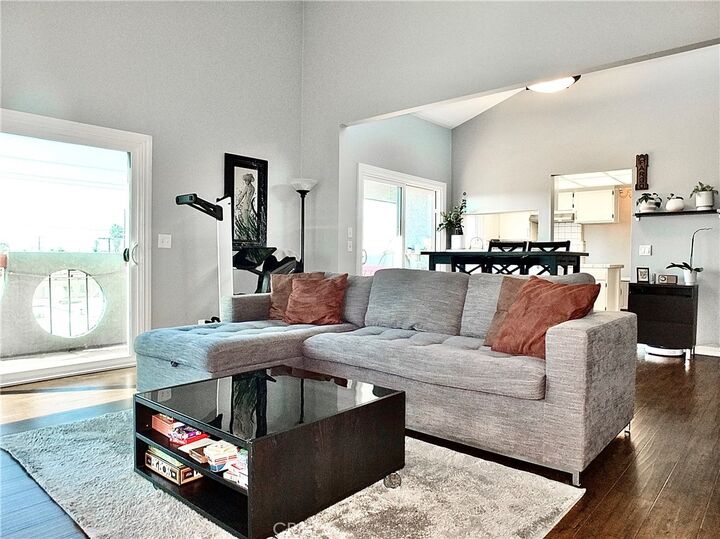 Property Photo:  3600 E 4th 305  CA 90814 