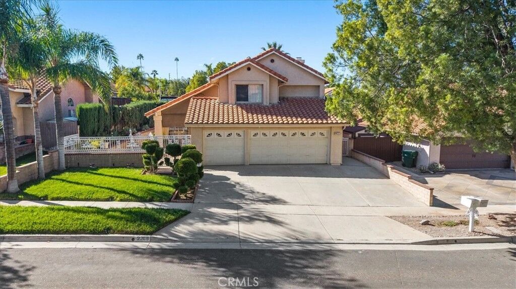Property Photo:  2208 Coachman Circle  CA 92881 