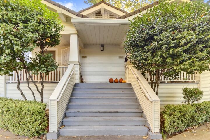 Property Photo: 2320 F Street CA 95816