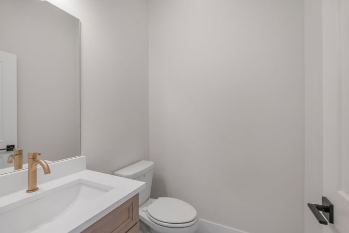 3013 Batavia St  Nashville TN 37209 photo