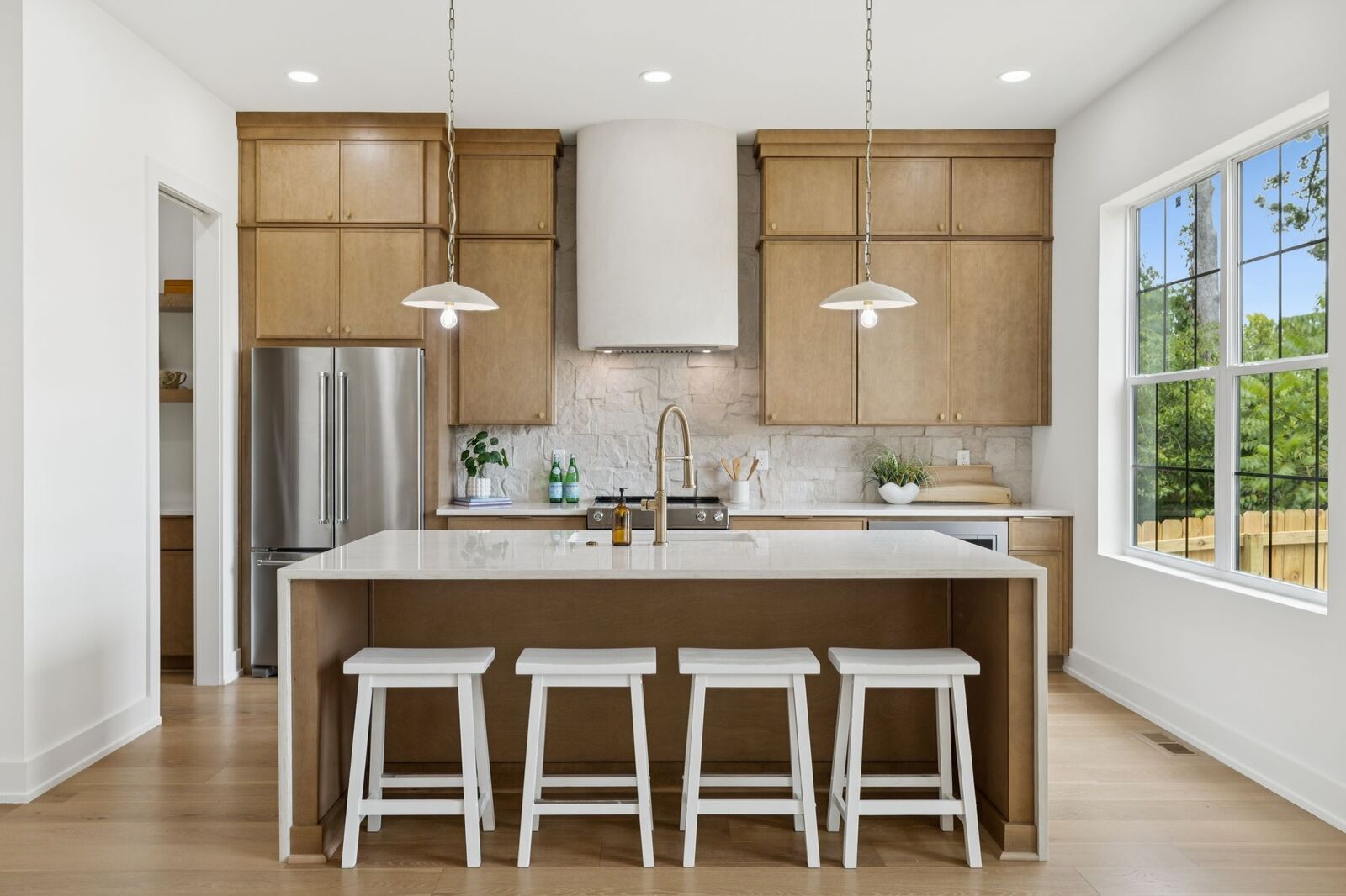 Property Photo:  2127B Burns St  TN 37216 