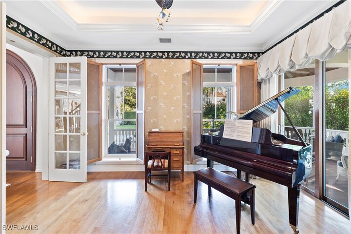 Property Photo:  2170 Marina Drive  FL 34102 