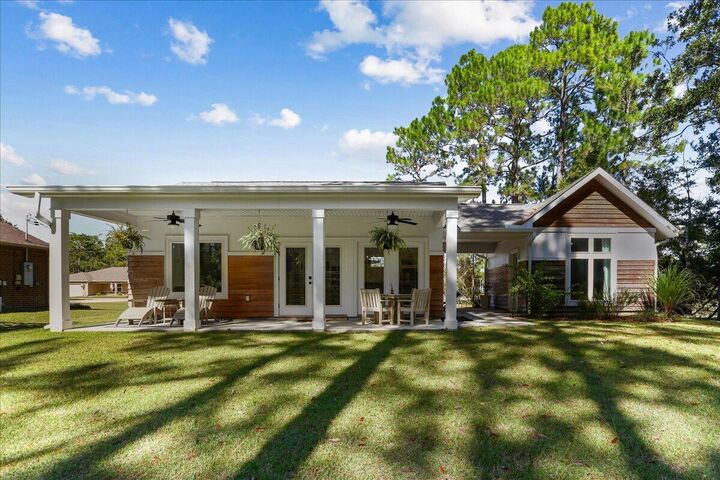 9097 Deer Ln Lane  Navarre FL 32566 photo