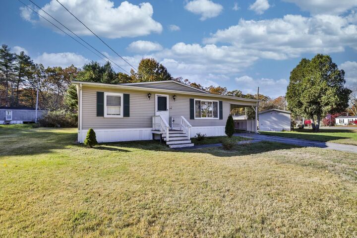 Property Photo:  19A Winter Street  NH 03079