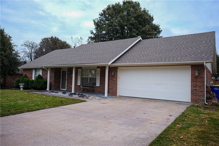 615 Honeysuckle Street  Lowell AR 72745 photo