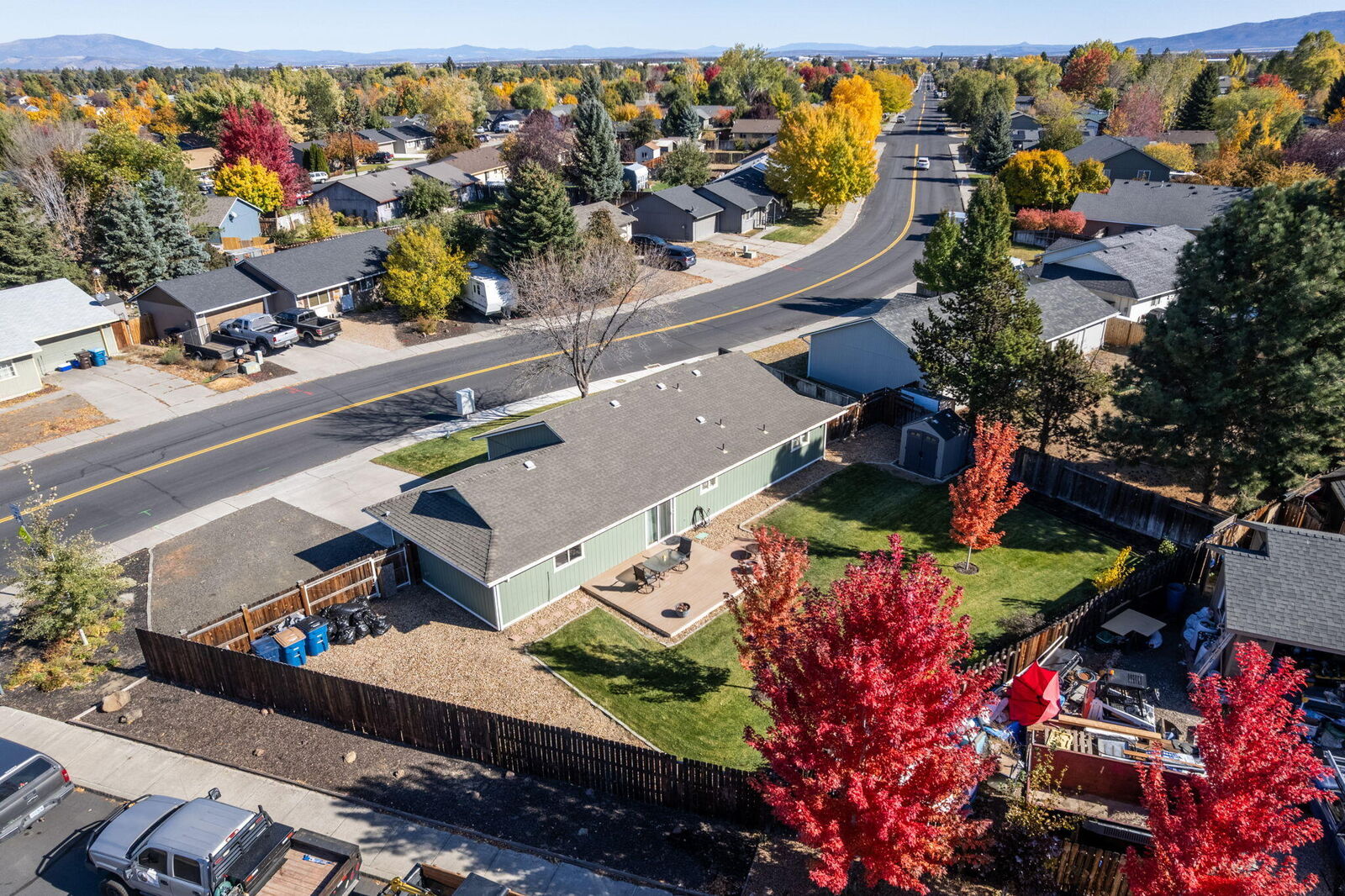 Property Photo: 3248 SW Salmon Avenue OR 97756