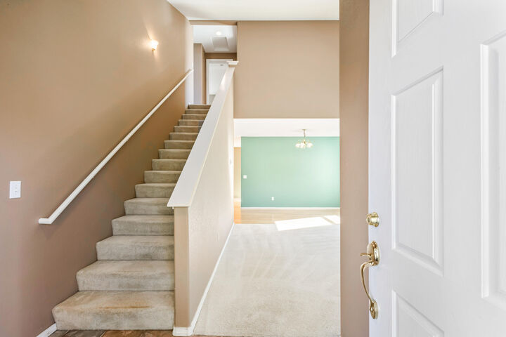 Property Photo:  2056 NW 19th Place  OR 97756 