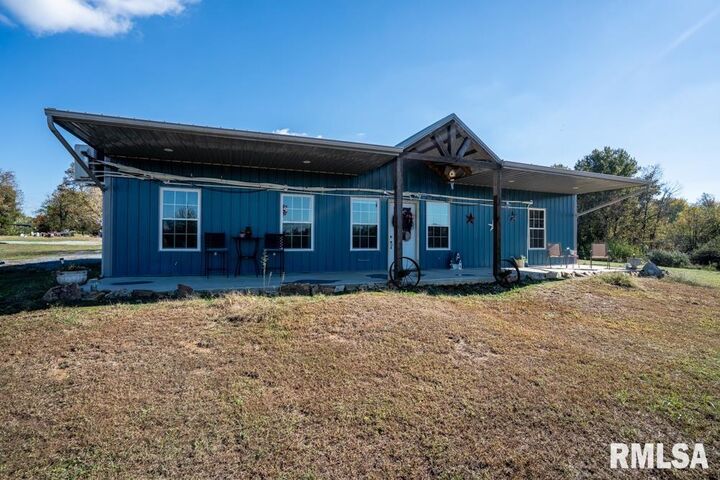 Property Photo:  13261 Casey Road  IL 62959 