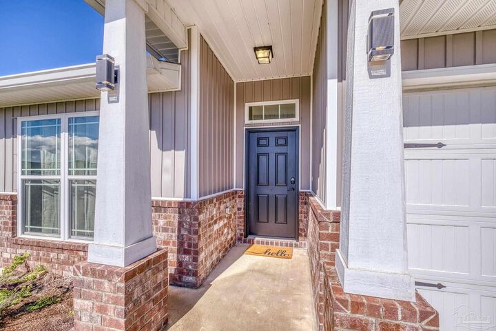 Property Photo:  6158 Redberry Dr  FL 32563 