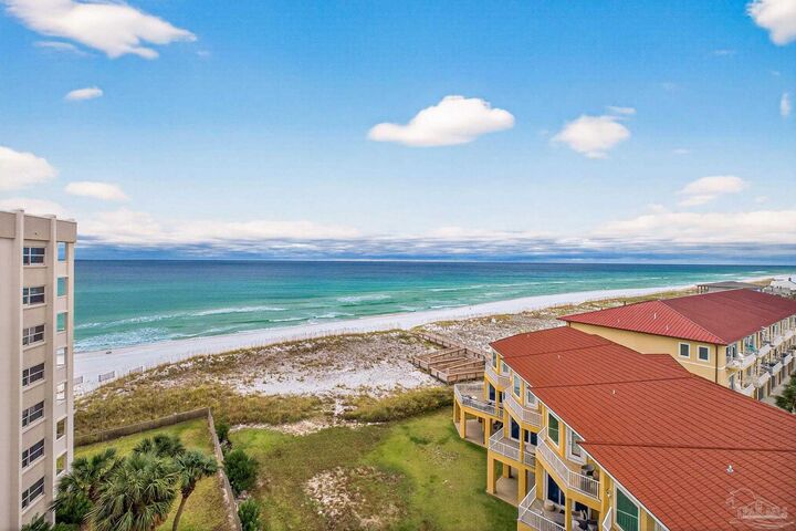 Property Photo: 1600 Via Deluna Dr 808-B FL 32561