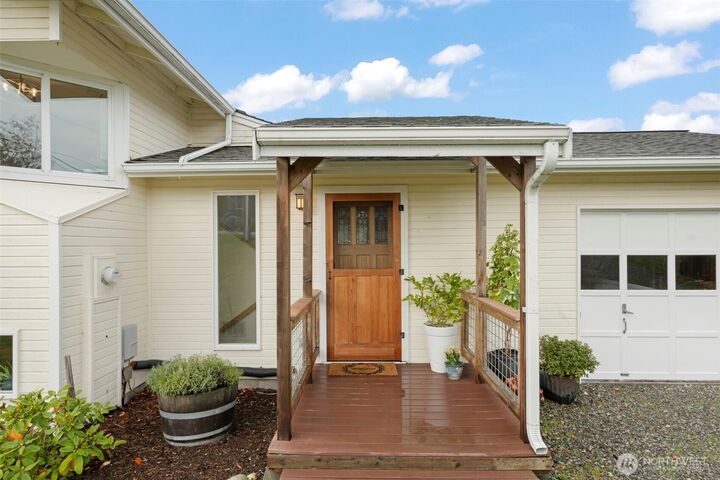 650 NE Otis Street  Coupeville WA 98239 photo