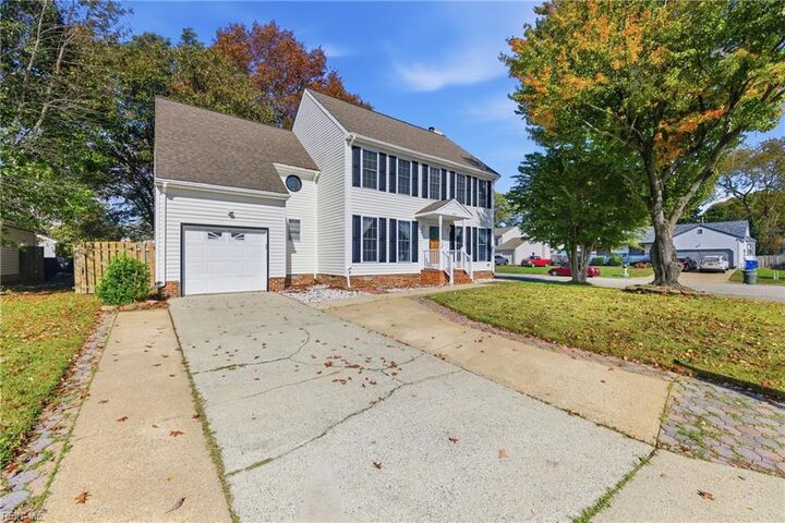 Property Photo:  207 Ford Ct  VA 23608