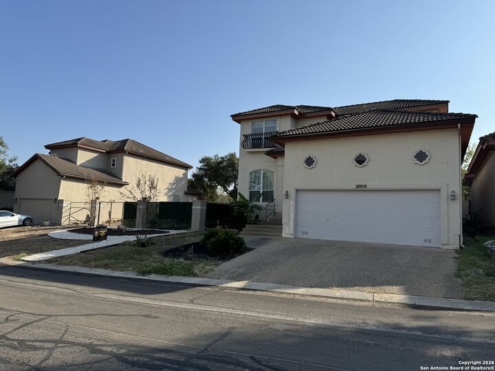 Property Photo: 18906 Las Vistas TX 78258